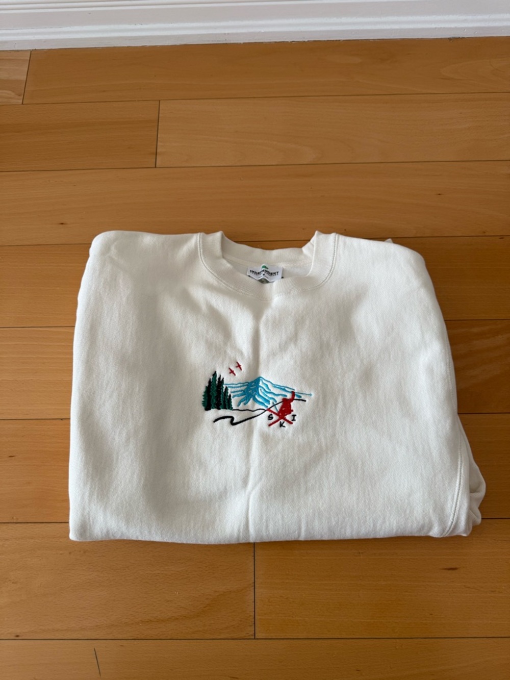 White Embroidered Mountain Ski Crewneck Sweater
